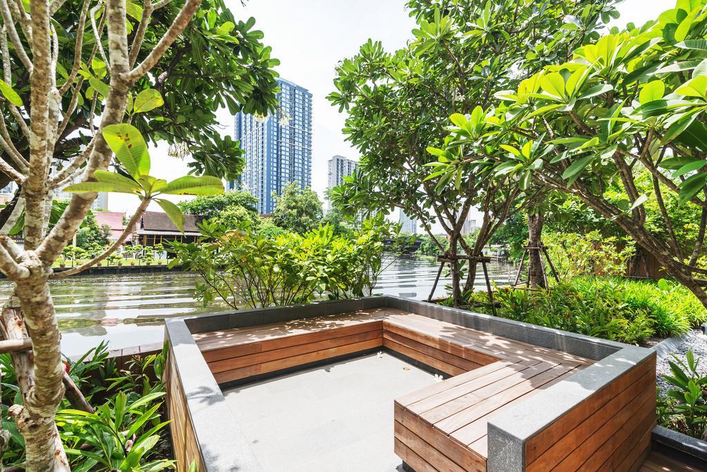 Hasu Haus By Favstay Bangkok Buitenkant foto